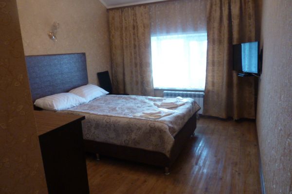 Mayak Hotel (Kemerovo)